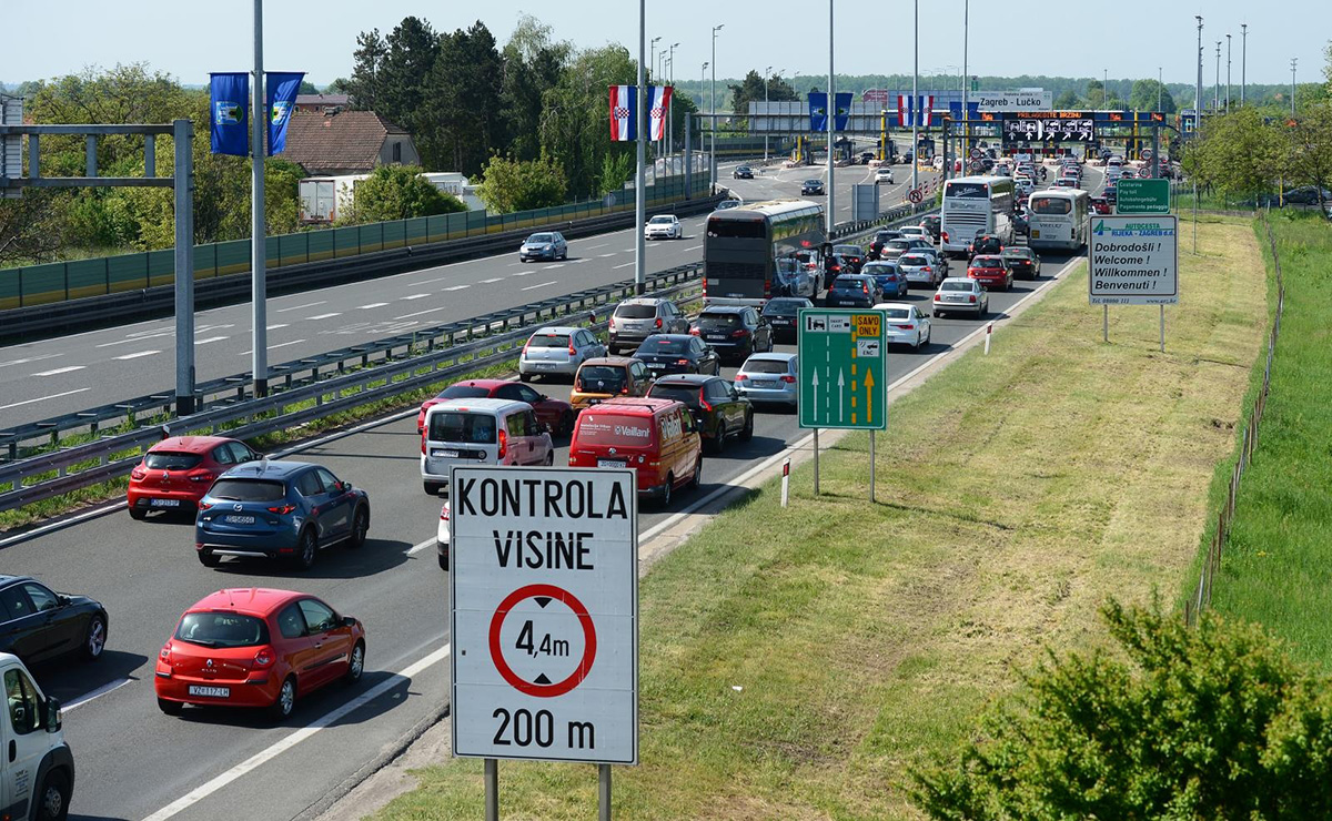 VIDEO Konačno su manje gužve na cestama, pogledajte kakve su kolone bile tijekom dana