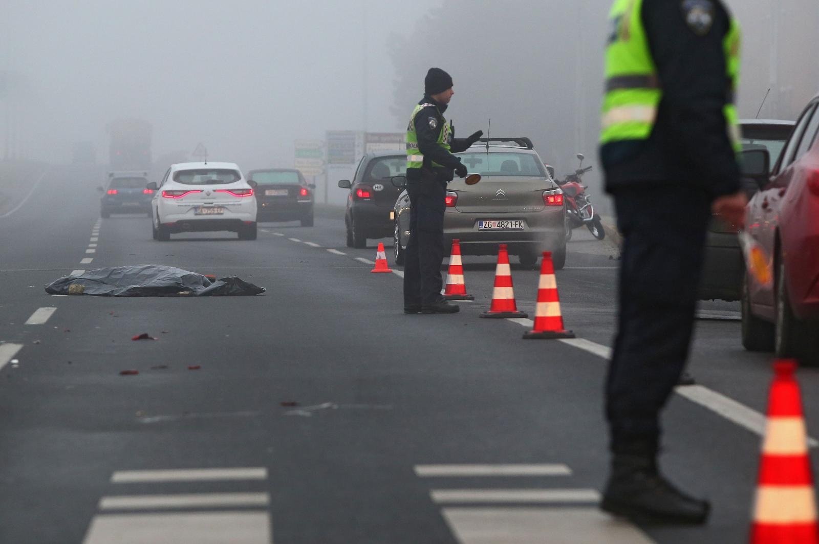 Motocikl naletio na pješakinju, preminula je na licu mjesta