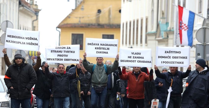 VIDEO Taksisti na Markovu trgu: Ako prođe novi zakon, odlazimo iz Hrvatske