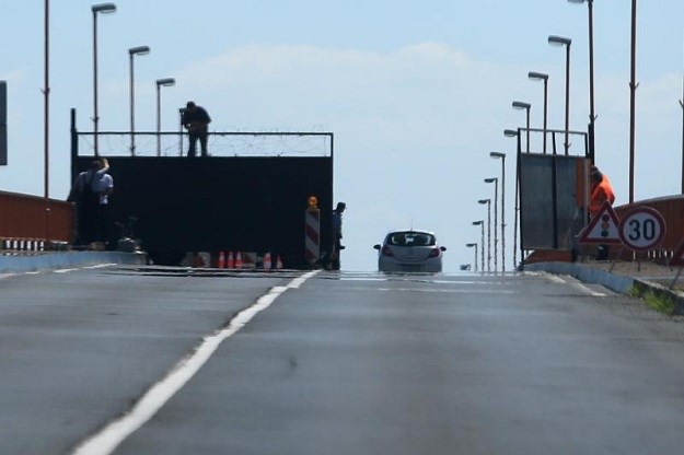 Interventna policija na granici sa Srbijom: Na prijelazu Batina podiže se ograda od dva metra