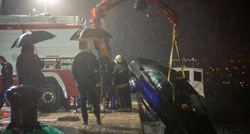 FOTO Citroen pao s riječkog lukobrana u more, vozač se utopio