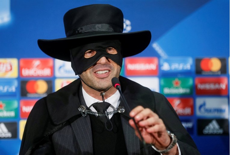 Izborio osminu finala Lige prvaka pa na presicu došao kao Zorro