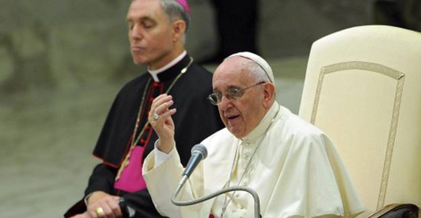 Papa: Sirija i Irak potonuli u "oceanu boli"