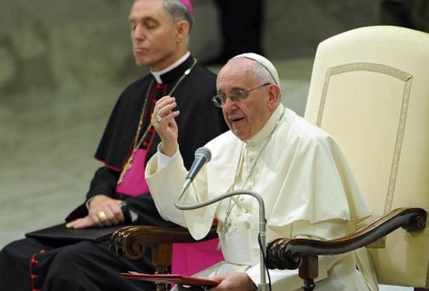 Papa Franjo: Nalazimo se na rubu samoubojstva