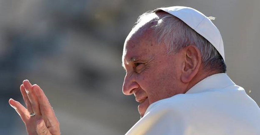 Papa Franjo neplanirano posjetio dvije rimske bolnice