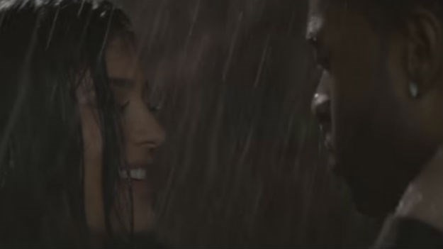 Kylie Jenner potvrdila vezu s reperom PartyNextDoorom poljupcima u njegovom spotu