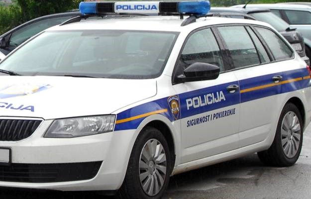 Incident kod Siska: Uzeo automatsku pušku pa pucao na prijatelje