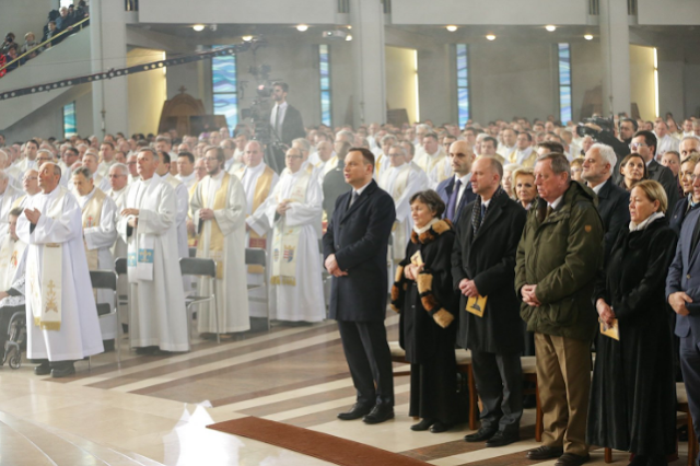 Poljska službeno priznala kralja, a danas mu je rođendan: "Vladaj nad nama, Kriste!"