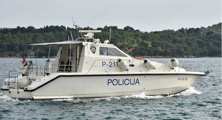 Ribar kod Lošinja pronašao 60 kilograma marihuane, sve je odmah predao policiji