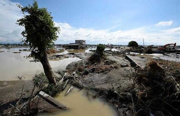 Japan: U katastrofalnim poplavama 25 nestalih, 100 tisuća evakuiranih