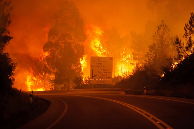 Šumski požari opet haraju Kanadom, 14.000 ljudi evakuirano
