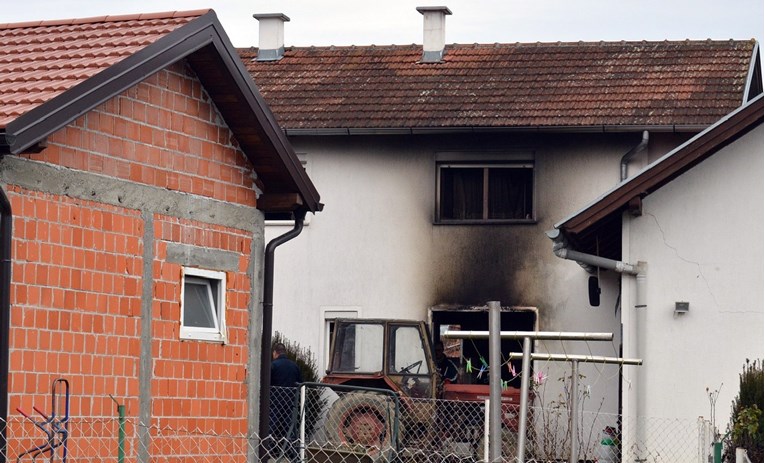U požaru kuće u Topuskom izgorio muškarac