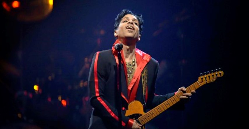 Princeova "žuta gitara" prodana za golemu svotu novca