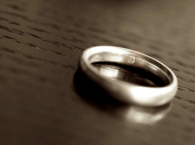 Novi čudni trendovi: Ovako izgleda zaručničko prstenje novog doba