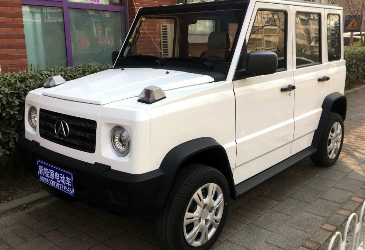 Draga, smanjio sam G klasu: Upoznajte kinesku kopiju legendarnog terenca