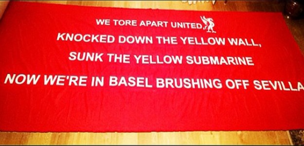 "Srušili smo Zid, potopili Podmornicu, a sada brijemo Sevillu": Zastave navijača Liverpoola za finale EL