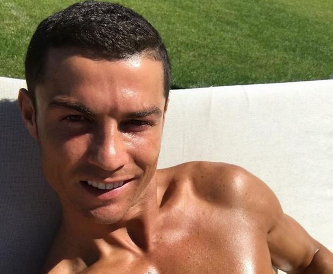 Cristiano Ronaldo opet se pohvalio svojim blizancima, ovaj put u punom sastavu