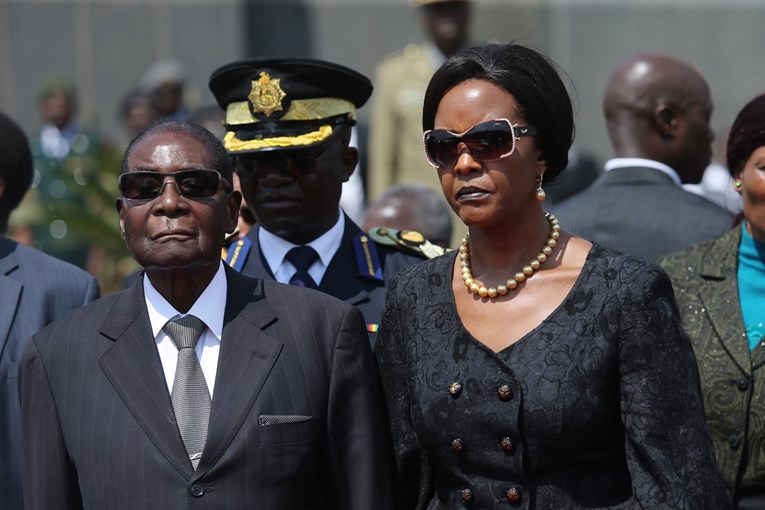 Tko je Robert Mugabe? Revolucionarni junak postao diktator i uništio Zimbabve, divio se Titu
