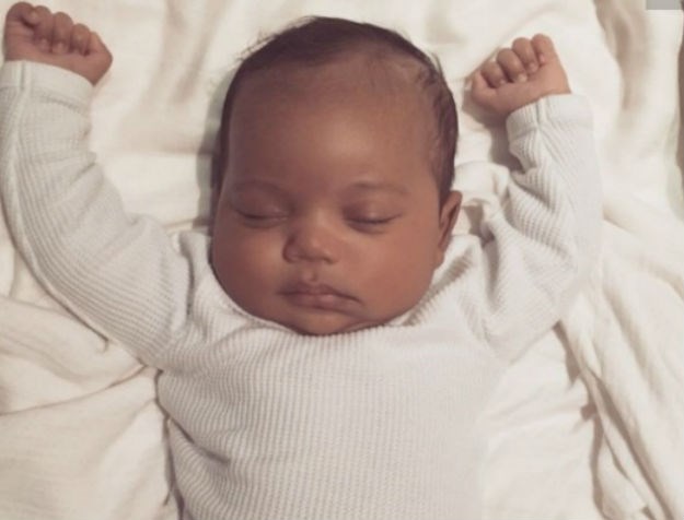 Kim Kardashian objavila prvu fotku preslatkog sinčića Sainta