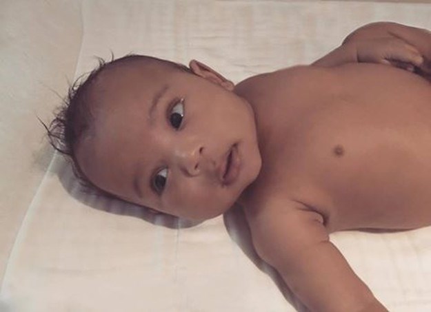 Kandidat za najslađu celebrity bebu: Kim objavila još jednu fotku Saint Westa