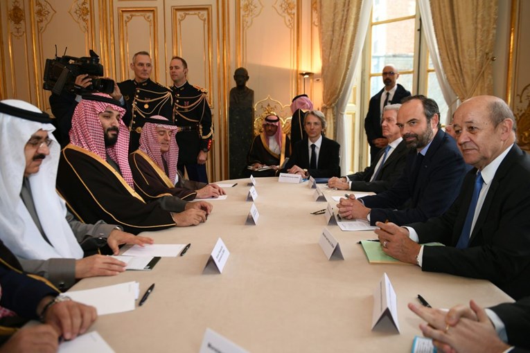 Macron ugostio saudijskog princa prijestolonasljednika u Louvreu