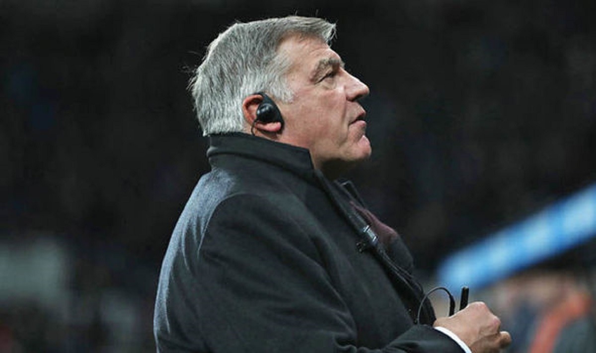 FIFA-ine INOVACIJE Izbornicima dopuštena radioveza i četvrta izmjena