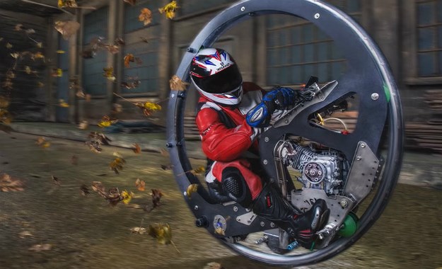 Pogledajte WarHorse u akciji: Najbrži monocikl na svijetu