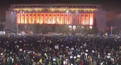Deseci tisuća ljudi na ulicama Bukurešta prosvjedovalo protiv korupcije, vlada ne popušta