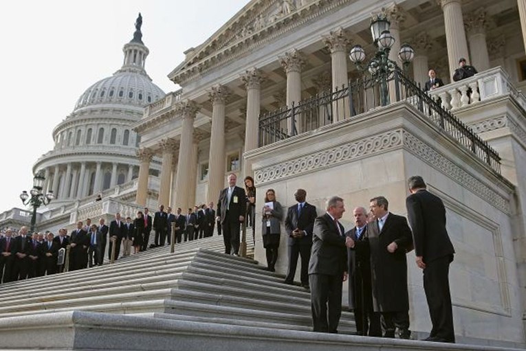 Američki Senat odobrio uvođenje novih sankcija Rusiji
