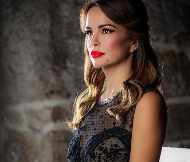 Gđa Kojić se pohvalila novim fotografijama s vjenčanja: Severininih "20 prstiju"