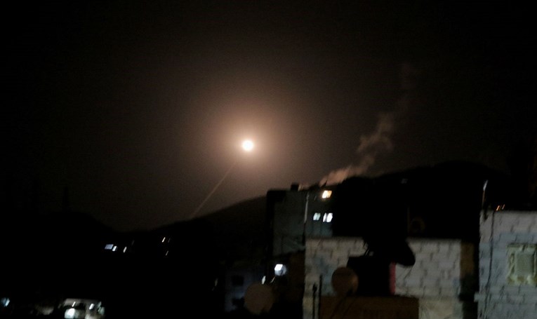 Novi projektili nad Sirijom, vojska tvrdi da ih je sve srušila