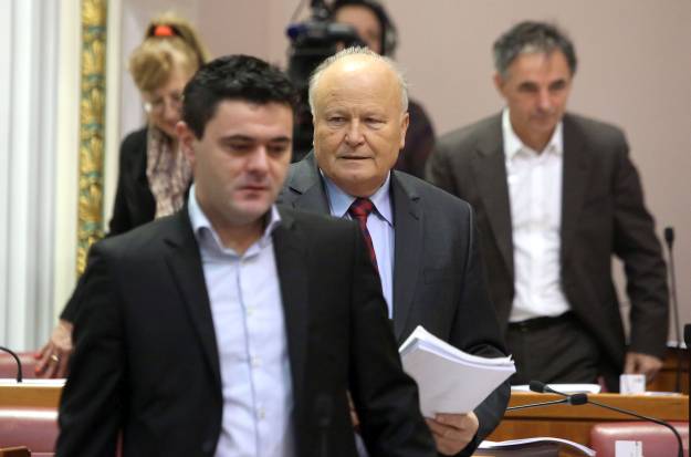 Gorki sarkazam u žestokoj saborskoj raspravi o stanju HŽ-a