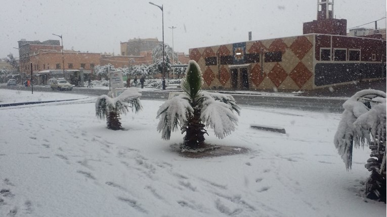 U Maroku pao prvi snijeg u 50 godina, pogledajte snimke