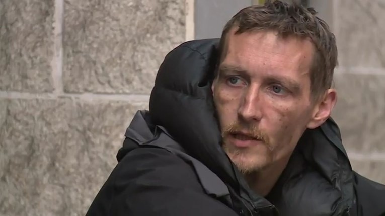 Beskućnik koji je pomogao ranjenima u Manchesteru dobit će financijsku pomoć, stan i posao
