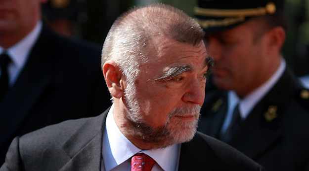Mesić: Ovo je državni udar, Kolinda im treba reći da idu kući