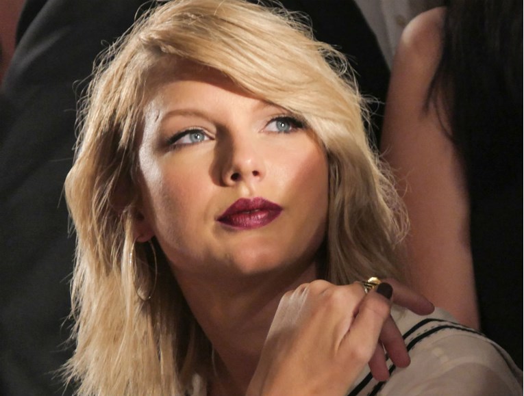 Je li ovo tajna poruka iza nove frizure Taylor Swift?