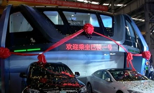 Pogledajte model kineskog megabusa u prirodnoj veličini