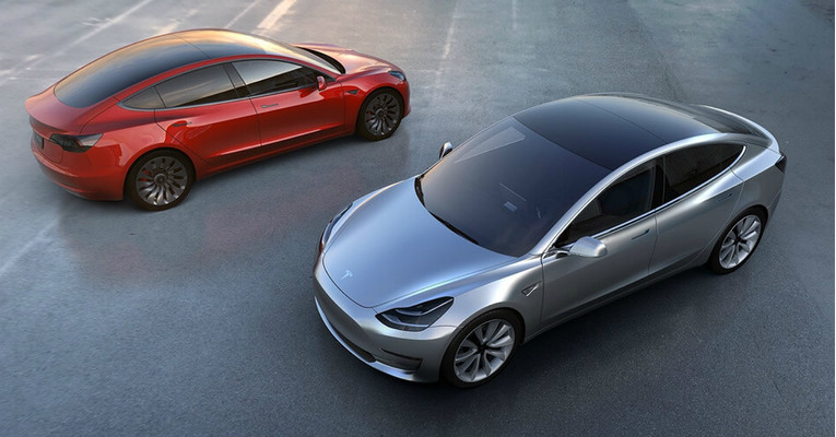 VIDEO Tesla Model 3 uhvaćena na cesti