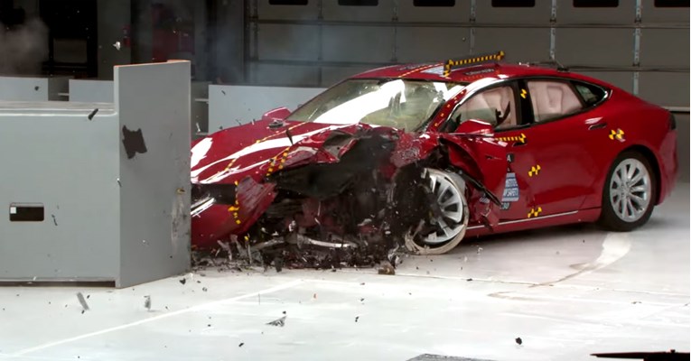 Koliko je Tesla Model S doista sigurna?
