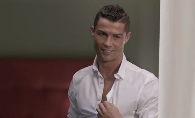 Pogledajte ljigavo zavođenje Cristiana Ronalda u urnebesnoj TV reklami