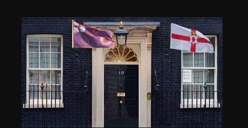 Zastupnik proslavio dogovor s britanskom premijerkom fotografijom terorističke zastave