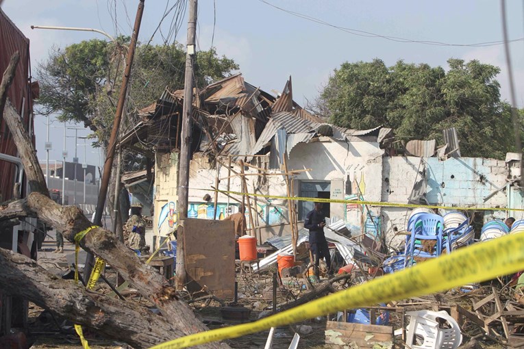 Broj mrtvih u napadima autobombom u Somaliji popeo se na 38
