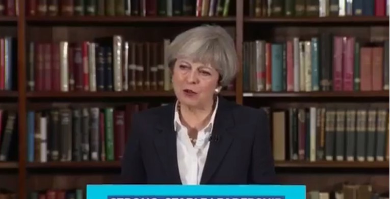 IZBORI U BRITANIJI Premijerka optužena da je omogućila terorizam odbila odgovarati na pitanja