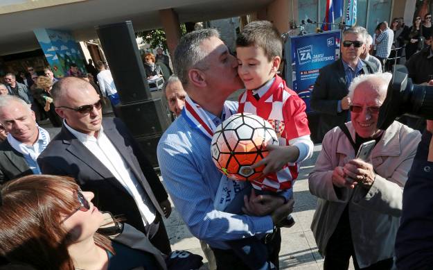 Karamarko u Šibeniku: Hrvatsku može voditi samo domoljub