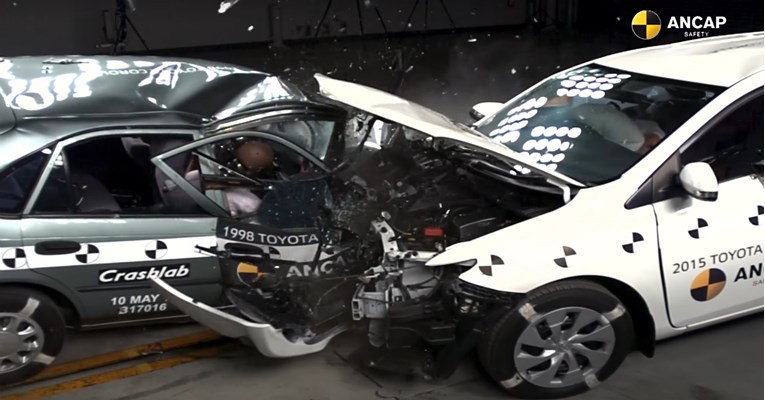 VIDEO Pogledajte snimku koja će vas natjerati da razmislite o novom autu