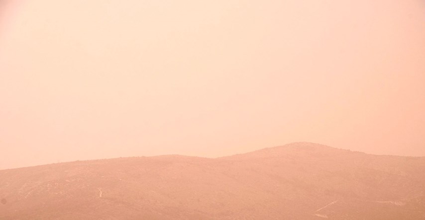 Pogledajte kako izgleda Trogir pod oblakom saharskog pijeska