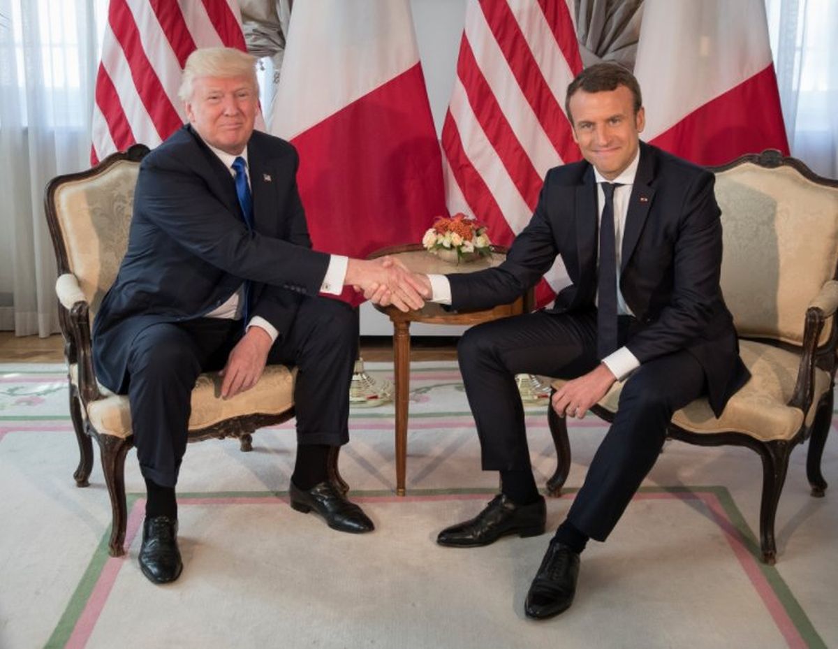 VIDEO Trump na summitu gurnuo premijera Crne Gore,  a Macron ga ponizio pri rukovanju