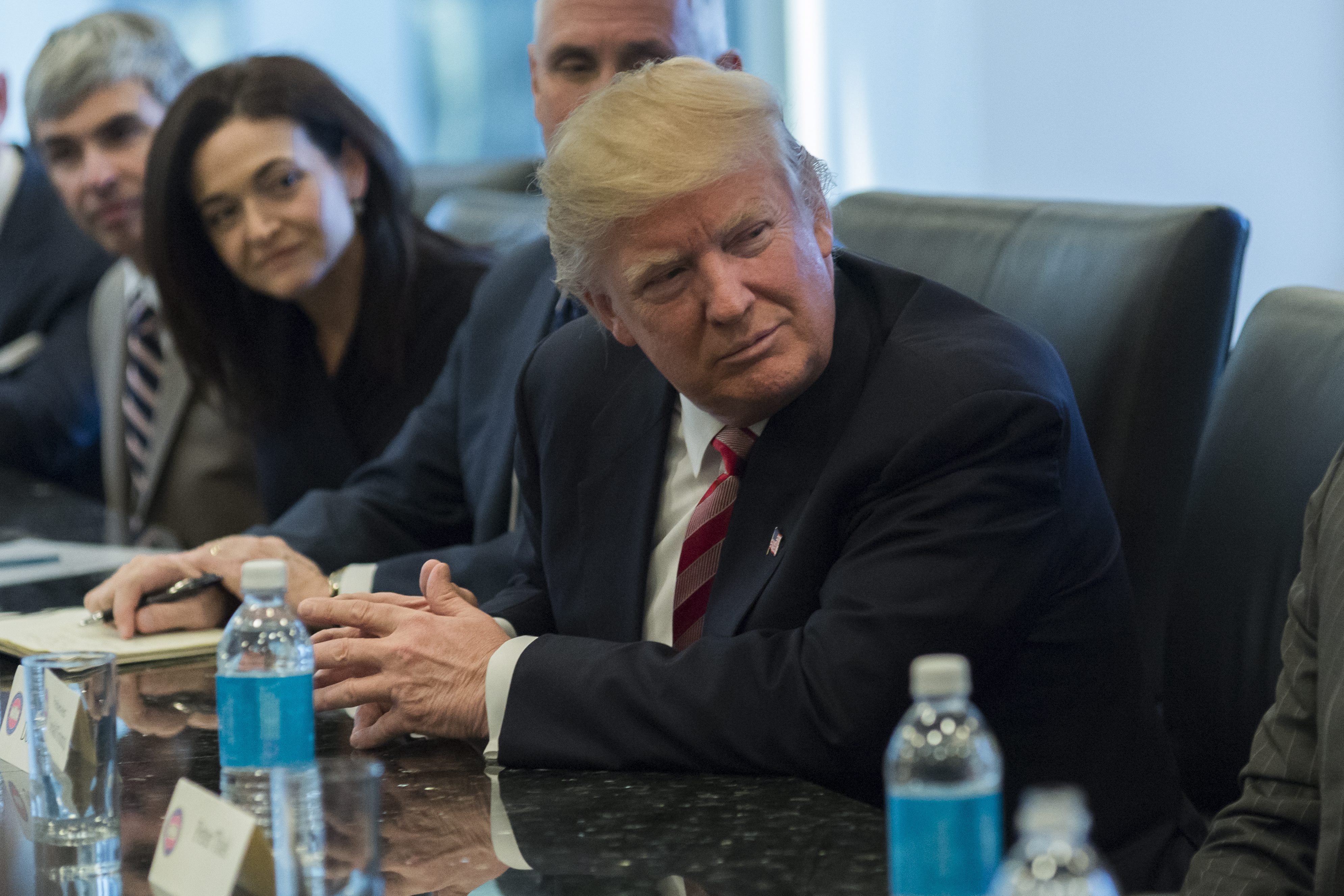 Trump i dalje ne priznaje da su mu Rusi pomogli, tvrdi da "zna stvari koje drugi ne znaju"