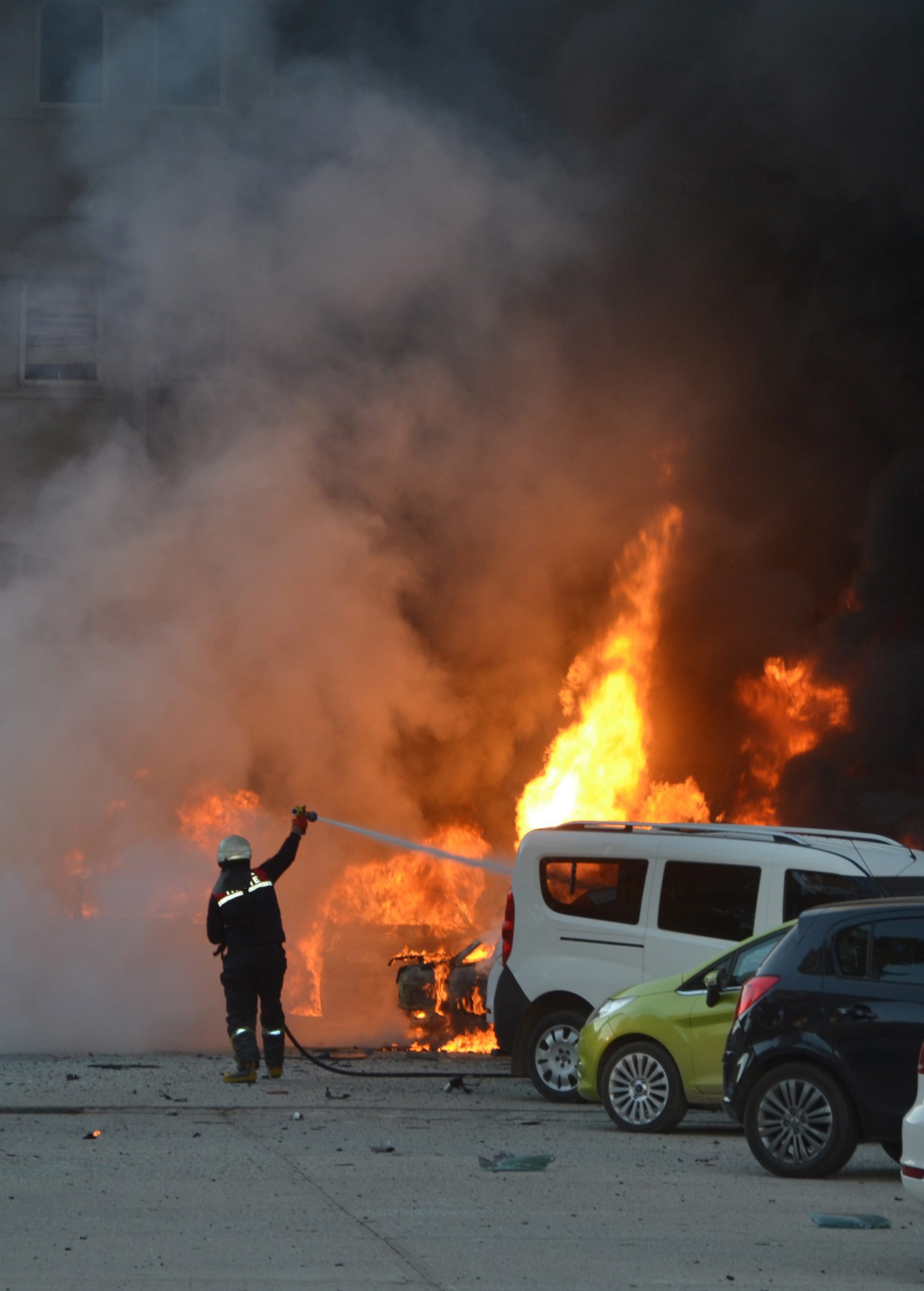 Tragedija u Turskoj, u požaru u učeničkom domu poginulo 11 djevojčica
