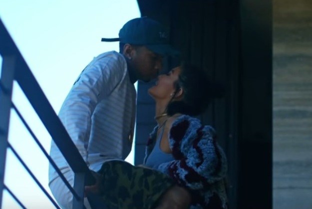 Kylie i Tyga izmijenili prve javne poljupce u spotu za pjesmu "Stimulated"